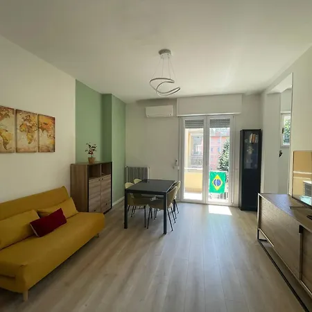 Casa Bea & Stefi דירה *